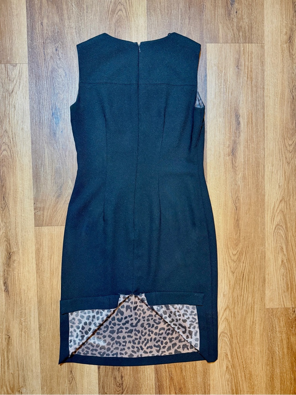 Maggy London Black Sheath Dress with Leopard Accent - Picture 1 of 4